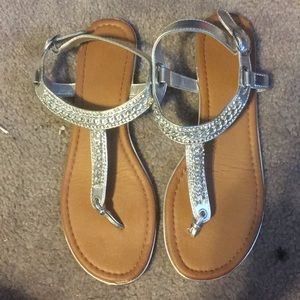 Silver sandles size 8
